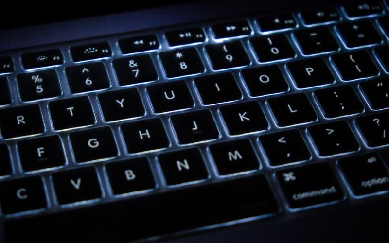 Die besten Budget-Laptops mit Tastatur mit Hintergrundbeleuchtung Lenovo