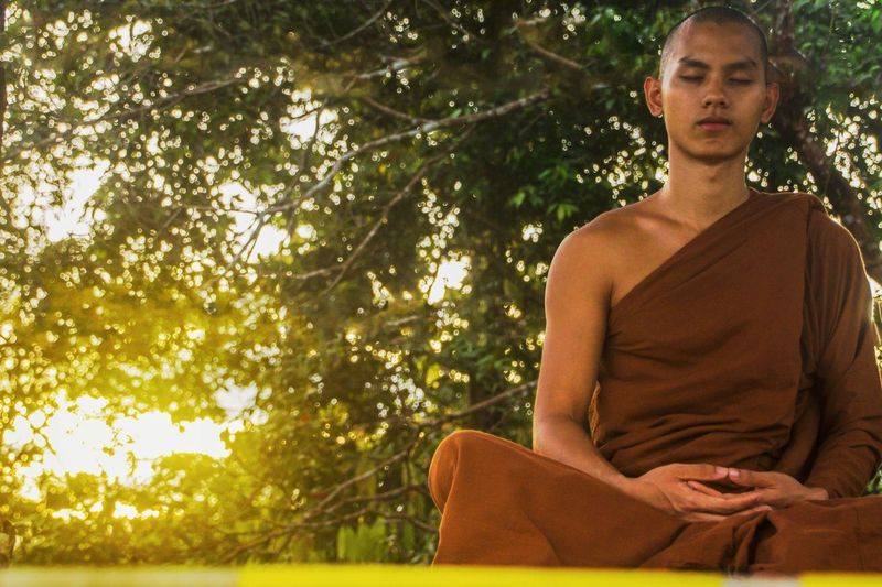 Ruhe vs. Aufwachen: Welche Meditations-App ist die Richtige?