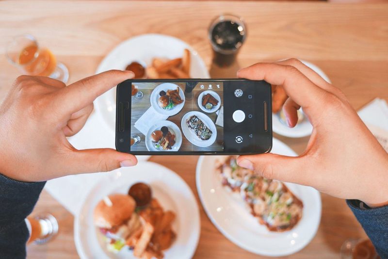 Wie man Instagram Stories länger als 15 Sekunden auf Android und iPhone postet